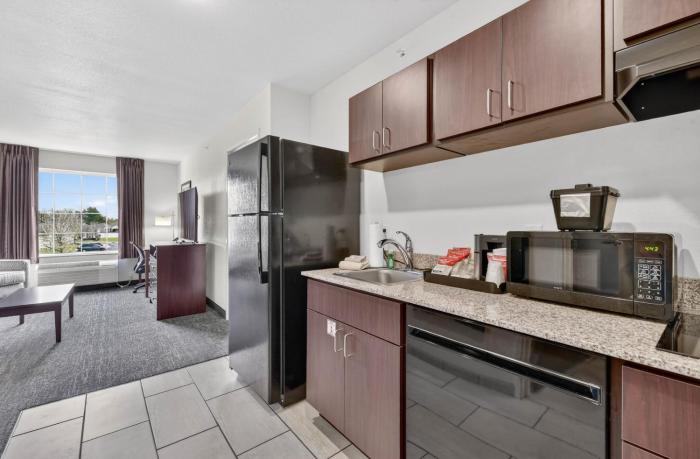 cobblestone hotel and suites eaton