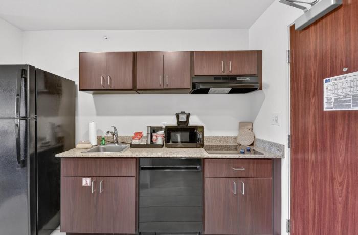 cobblestone hotel and suites eaton