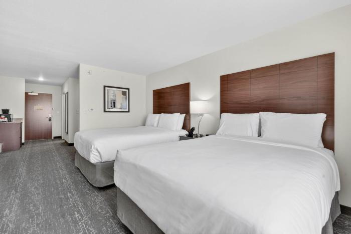 cobblestone hotel and suites eaton