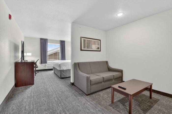 cobblestone hotel and suites eaton