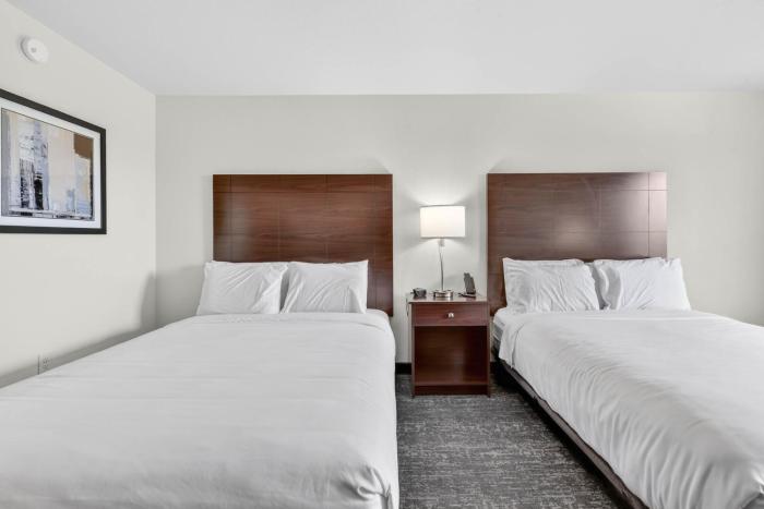 cobblestone hotel and suites eaton