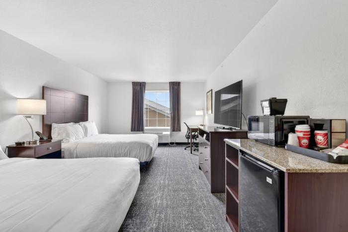 cobblestone hotel and suites eaton