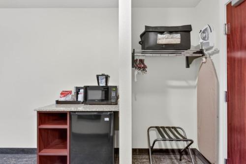 cobblestone hotel and suites eaton
