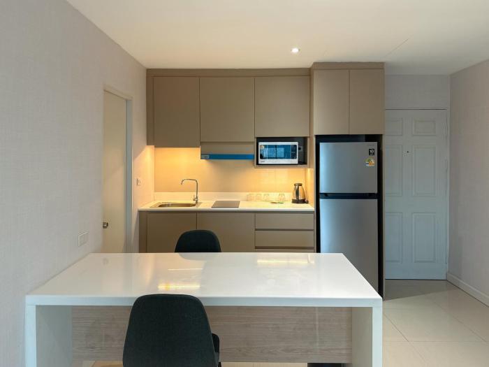 avana x the cross residence