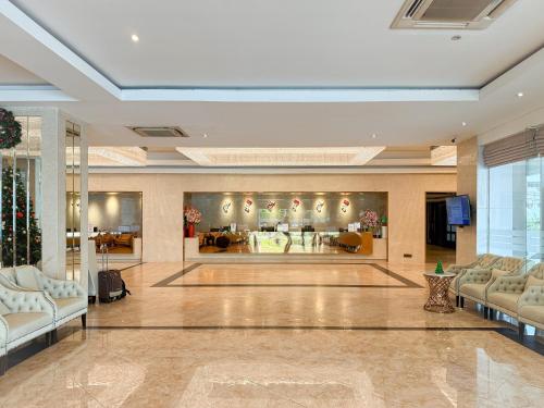 avana x the cross residence