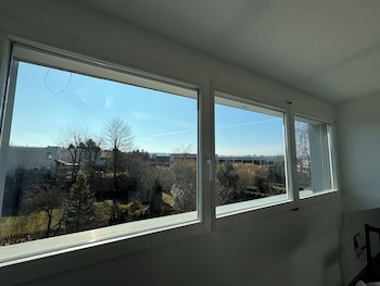 Vk - Zürich Airport - Homestay - Härdlen,,4 star