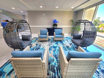 Charthouse Clearwater Beach Marina Hotel,40 Devon Dr,2 star