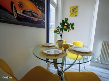 Couldon Lodge  Family Room 3,,2 star