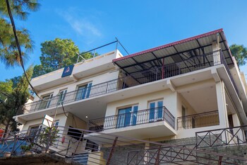 alaya stays captains nest 3 bhk retreat with garden and scenic views
