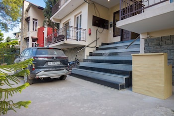 alaya stays captains nest 3 bhk retreat with garden and scenic views