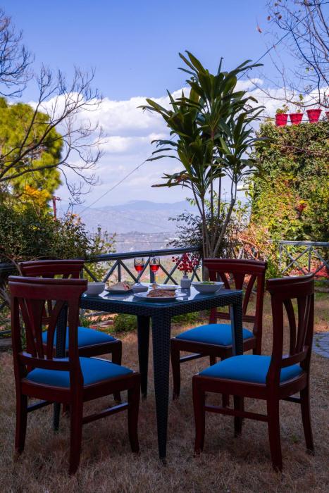 alaya stays captains nest 3 bhk retreat with garden and scenic views
