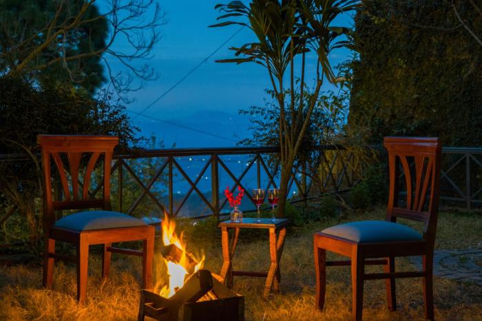 alaya stays captains nest 3 bhk retreat with garden and scenic views