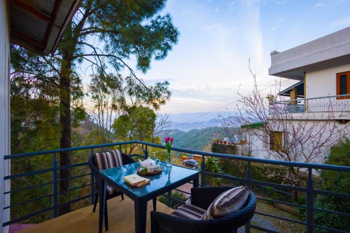 alaya stays captains nest 3 bhk retreat with garden and scenic views