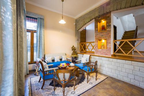 alaya stays captains nest 3 bhk retreat with garden and scenic views