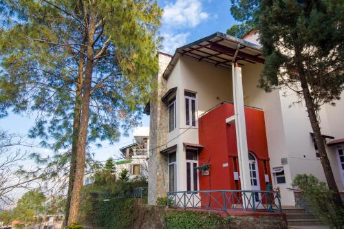 alaya stays captains nest 3 bhk retreat with garden and scenic views