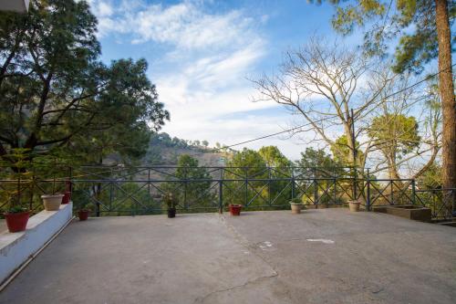alaya stays captains nest 3 bhk retreat with garden and scenic views