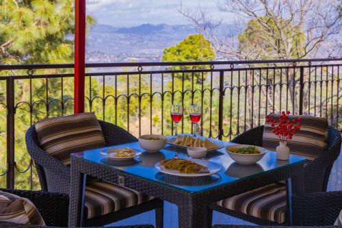 alaya stays captains nest 3 bhk retreat with garden and scenic views