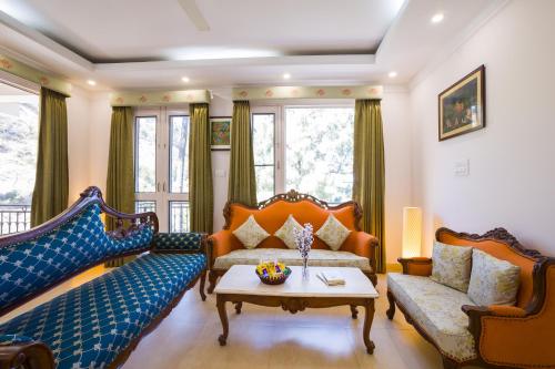 alaya stays captains nest 3 bhk retreat with garden and scenic views