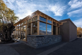 the postcard in the himalayan willows