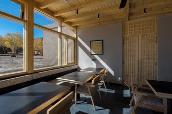 the postcard in the himalayan willows