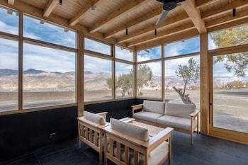 the postcard in the himalayan willows