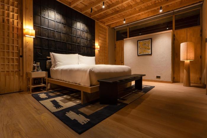 the postcard in the himalayan willows