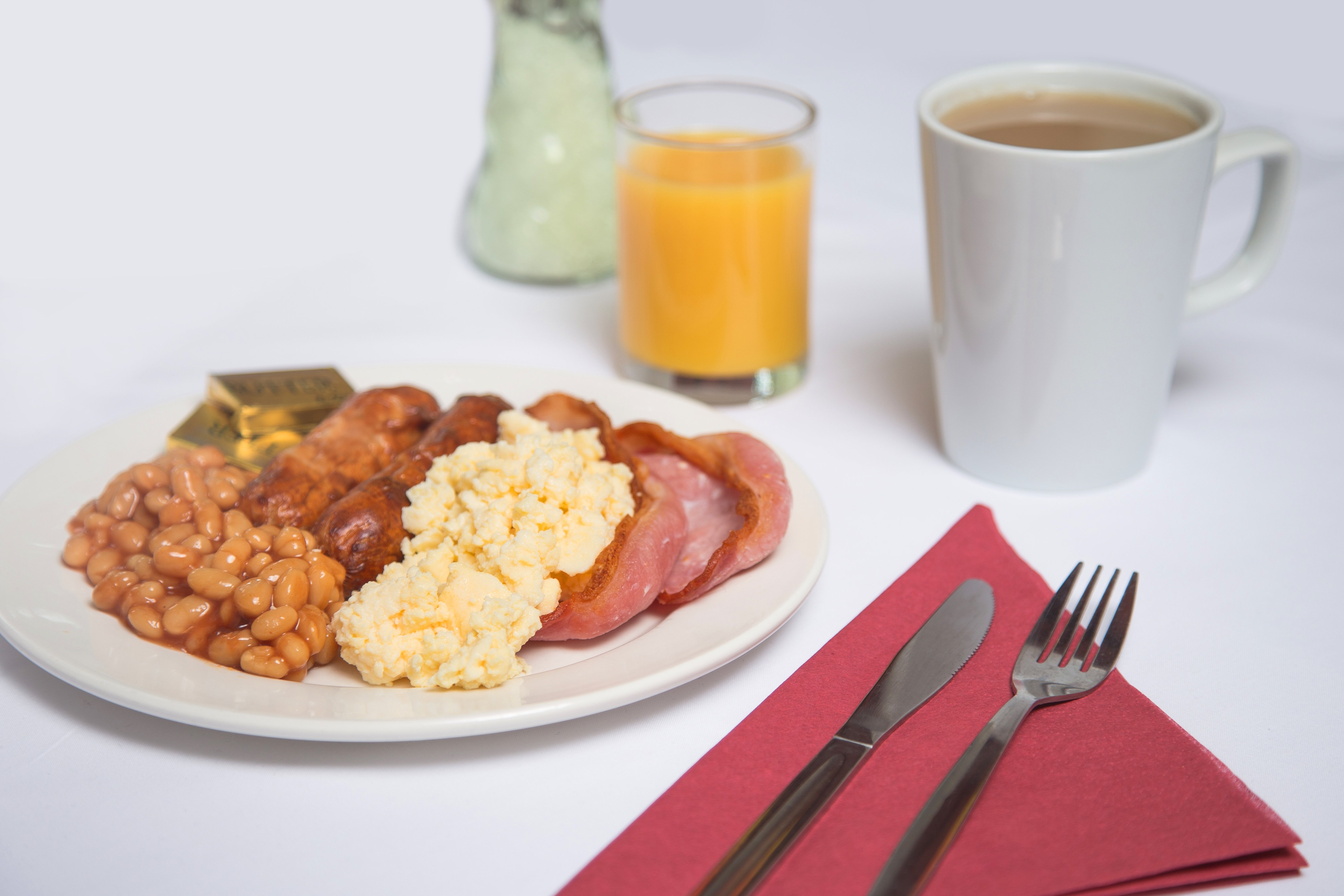 holiday inn express leeds east by ihg