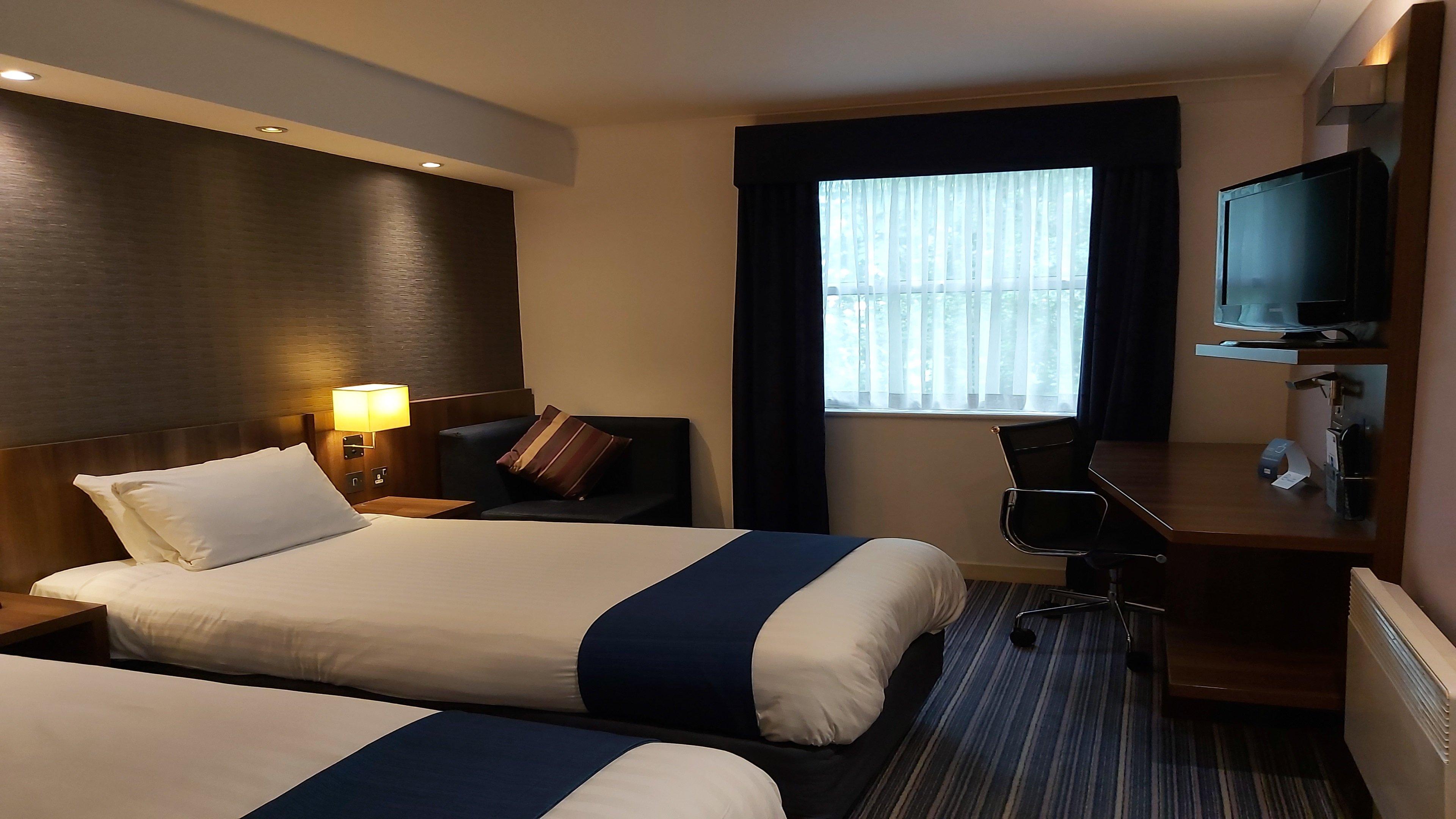 holiday inn express leeds east by ihg
