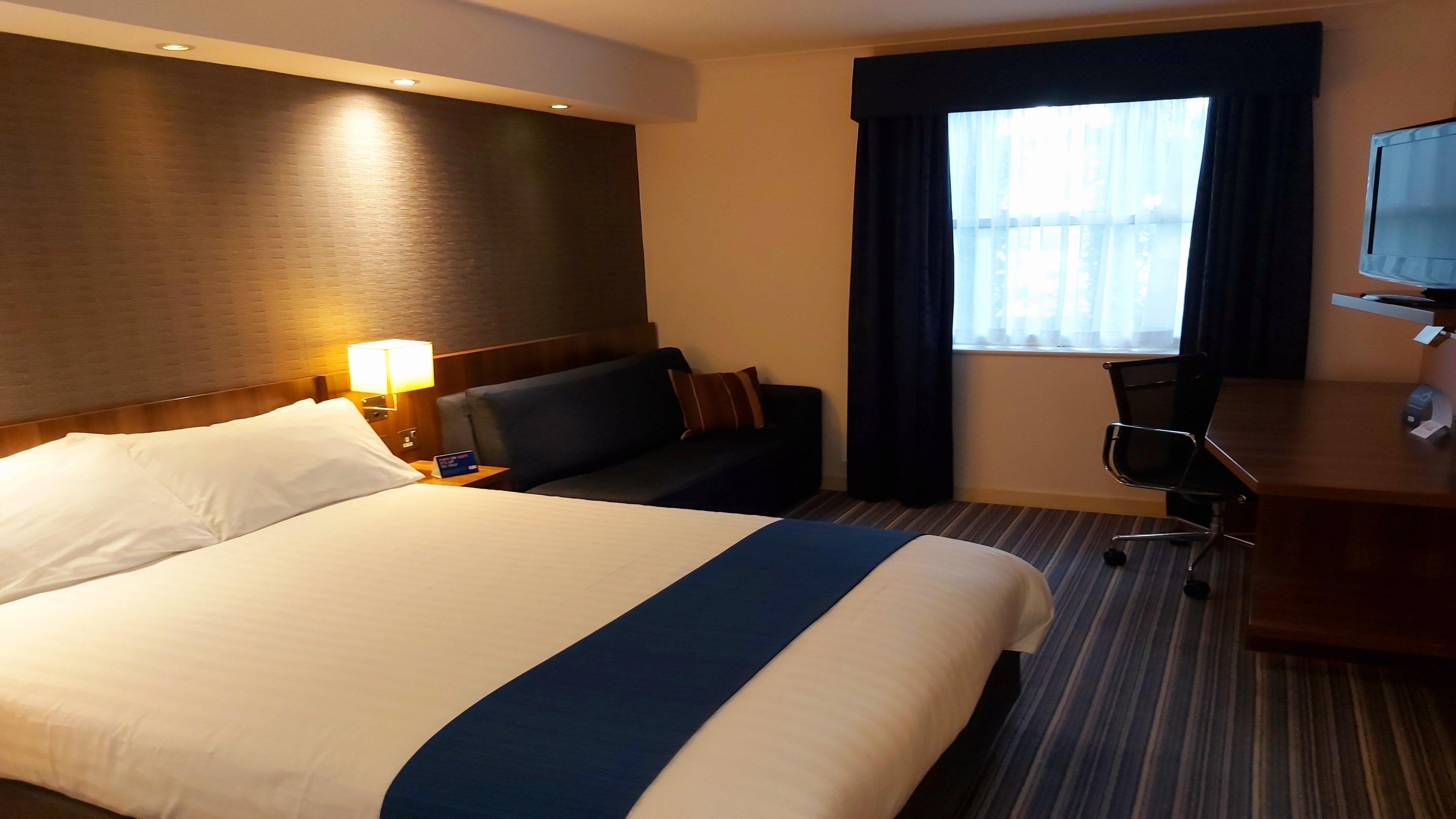 holiday inn express leeds east by ihg
