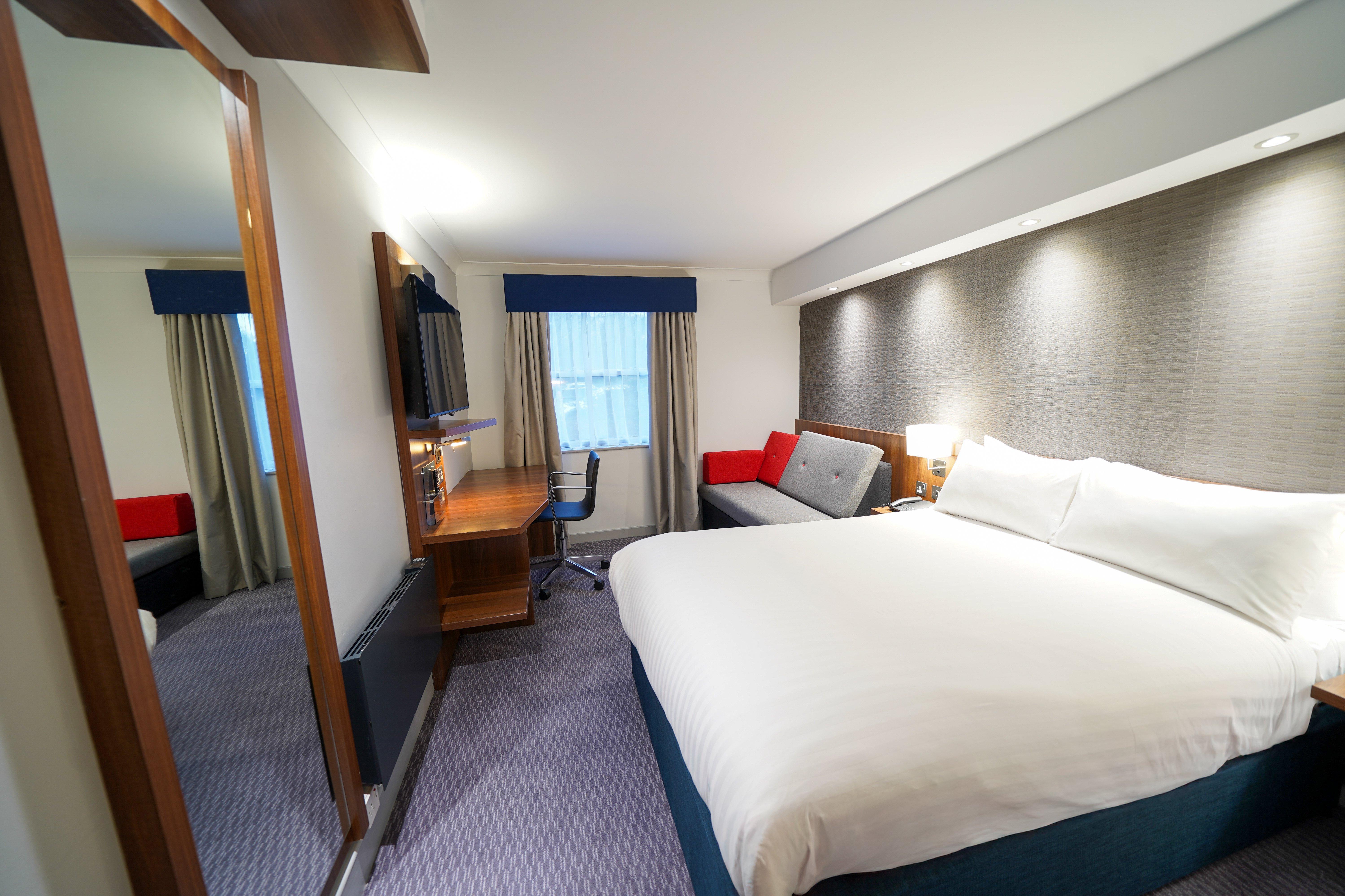 holiday inn express leeds east by ihg