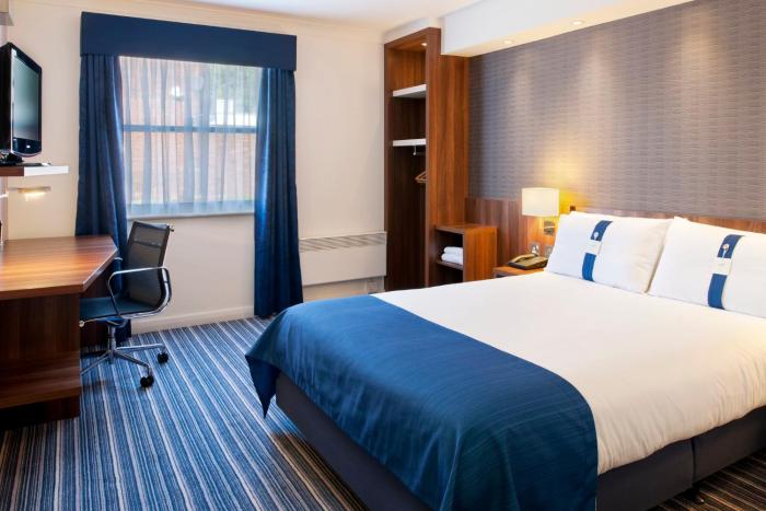 holiday inn express leeds east by ihg