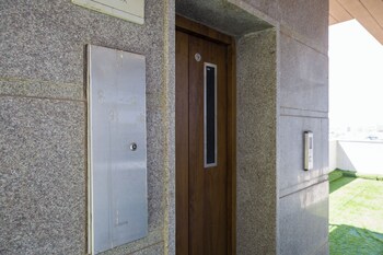 alaya stays bydm the sky heaven 4 bhk penthouse 15 min from triveni ghat with balcony and lift