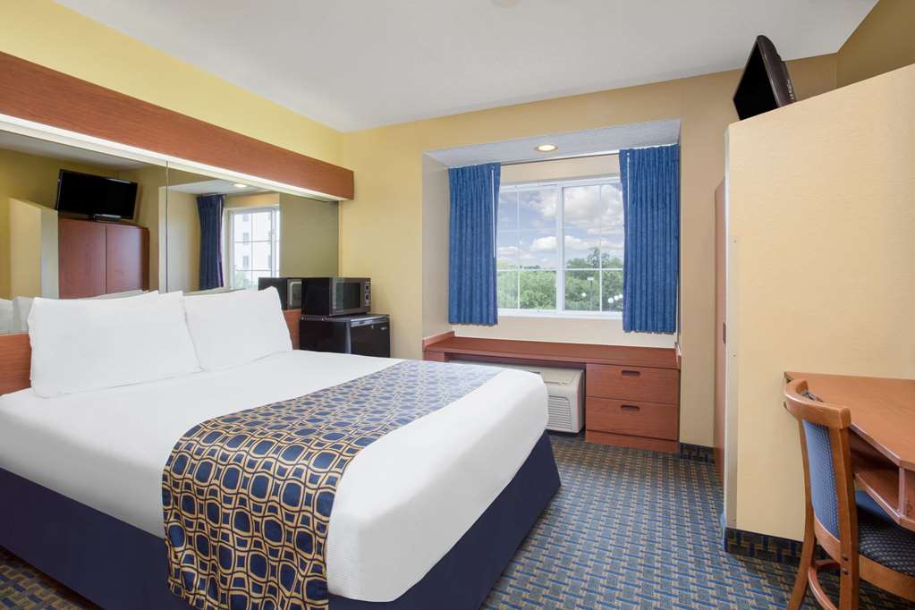 microtel inn and suites by wyndham leesburg mt dora