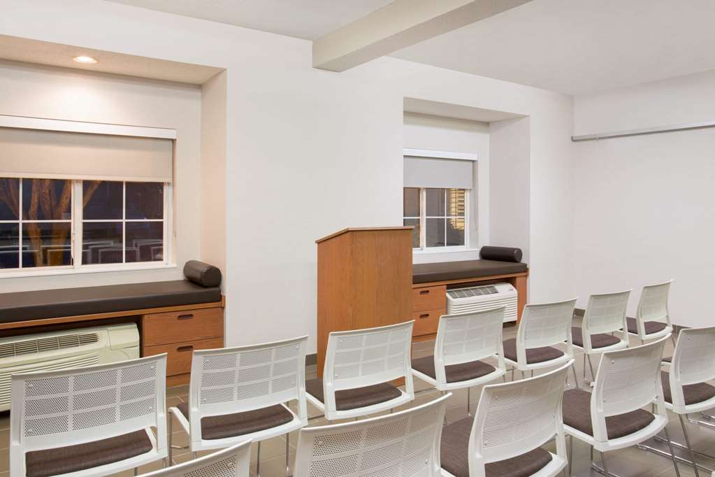 microtel inn and suites by wyndham leesburg mt dora