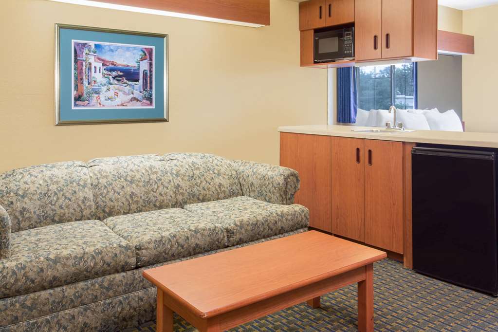 microtel inn and suites by wyndham leesburg mt dora