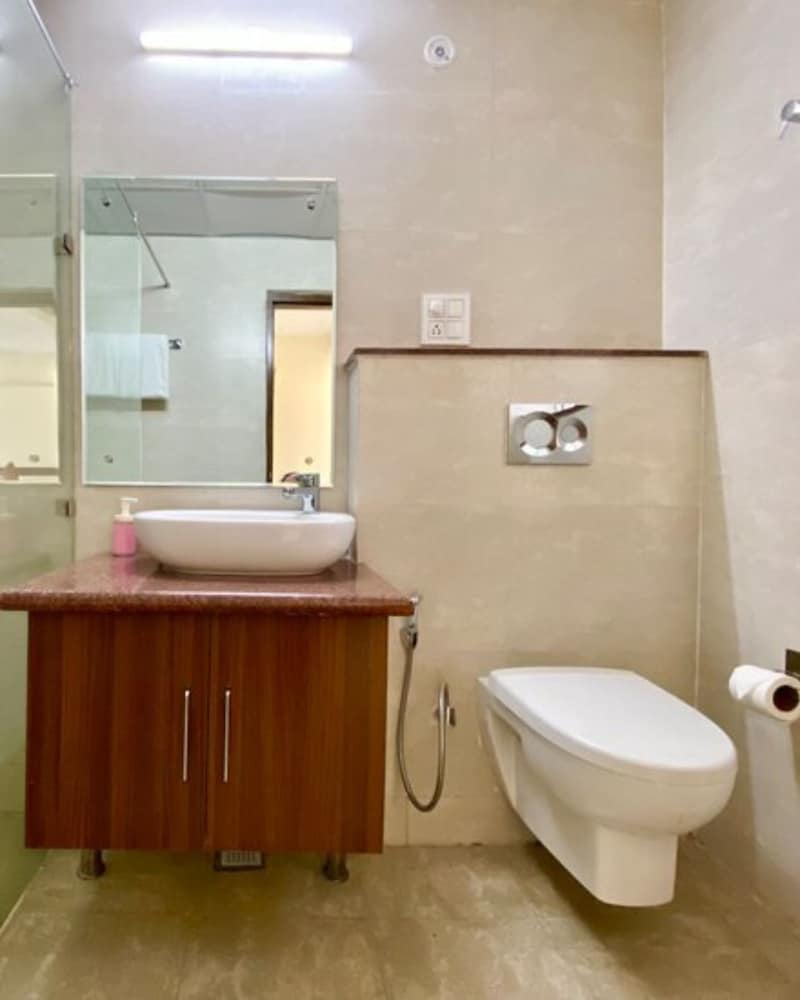 luxury 4 bedrooms apartment