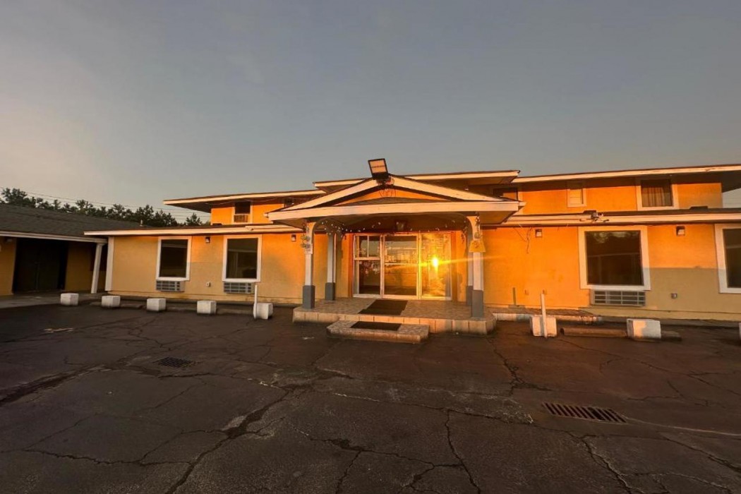 oyo hotel jonesboro near atlanta airport