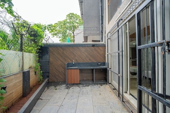 alaya stays 3 bhk with pool near khandala hills imperial serenia