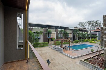 alaya stays 3 bhk with pool near khandala hills imperial serenia