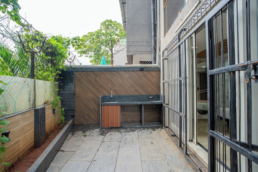 alaya stays 3 bhk with pool near khandala hills imperial serenia