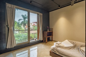 alaya stays 3 bhk with pool near khandala hills imperial serenia