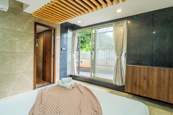 alaya stays 3 bhk with pool near khandala hills imperial serenia