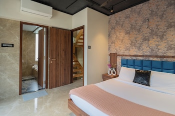 alaya stays 3 bhk with pool near khandala hills imperial serenia