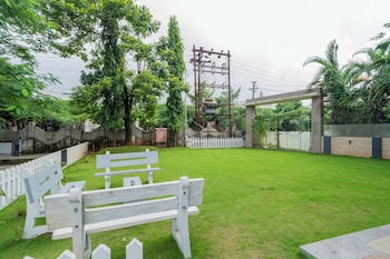 alaya stays 3 bhk with pool near khandala hills imperial serenia