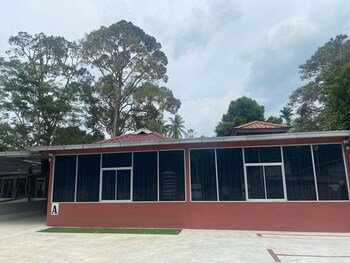 capital o 91126 the raga chalet