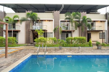 alaya stays imperial calista 4bhk near khandala hills