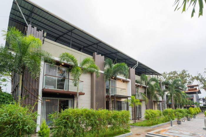 alaya stays imperial calista 4bhk near khandala hills