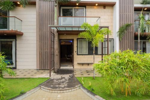 alaya stays imperial calista 4bhk near khandala hills