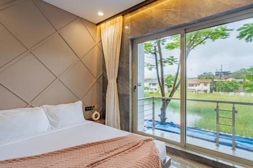 alaya stays imperial calista 4bhk near khandala hills