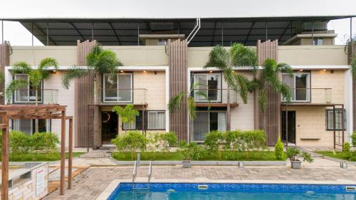 alaya stays imperial calista 4bhk near khandala hills